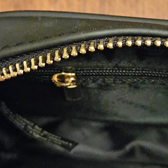 Black Versace Parfums Medusa Head Case & Gold Chain 7"x5". 3 Zippered Pockets - Picture 4 of 7